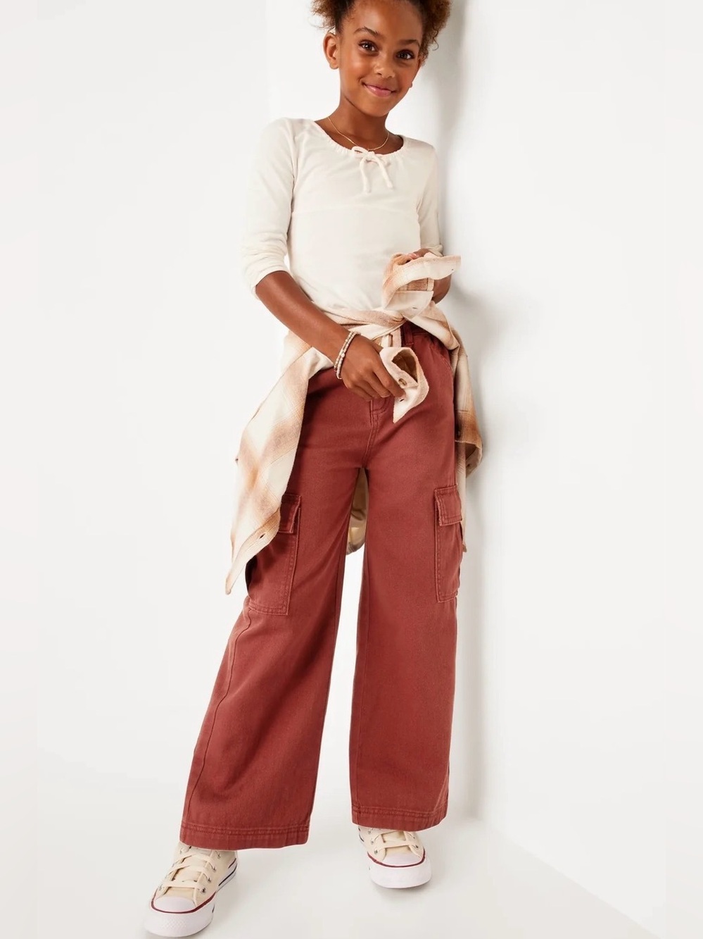 Old Navy Girls Wide-Leg Cargo Pants in Rust Brown